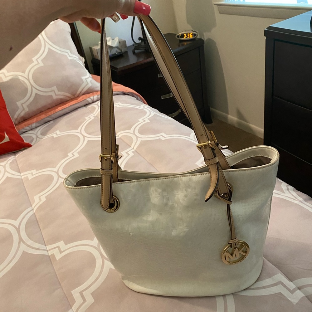 Michael Kors purse